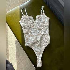 Lulus Small White Corset Lace Bodysuit